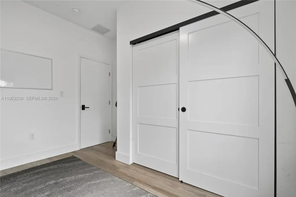 913 NE 15th Street Fort Lauderdale FL 33304