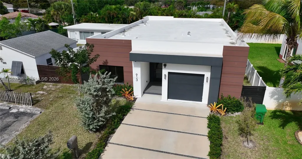913 NE 15th Street Fort Lauderdale FL 33304