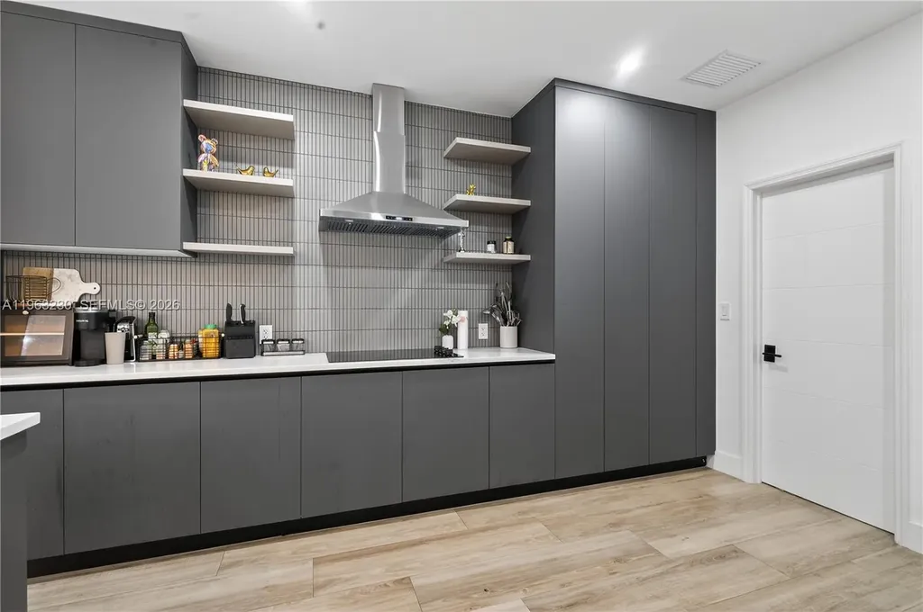 913 NE 15th Street Fort Lauderdale FL 33304