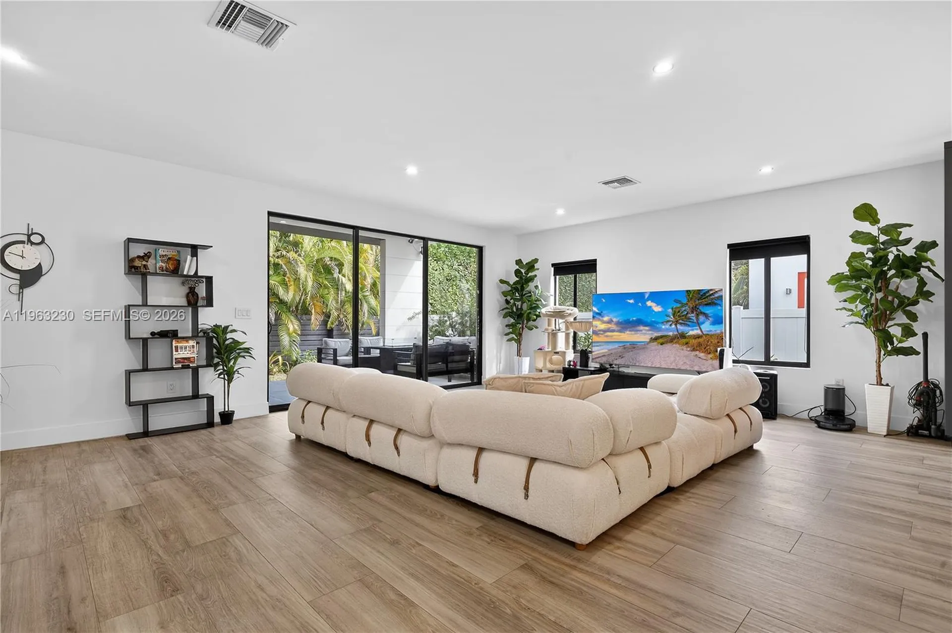 913 NE 15th Street Fort Lauderdale FL 33304