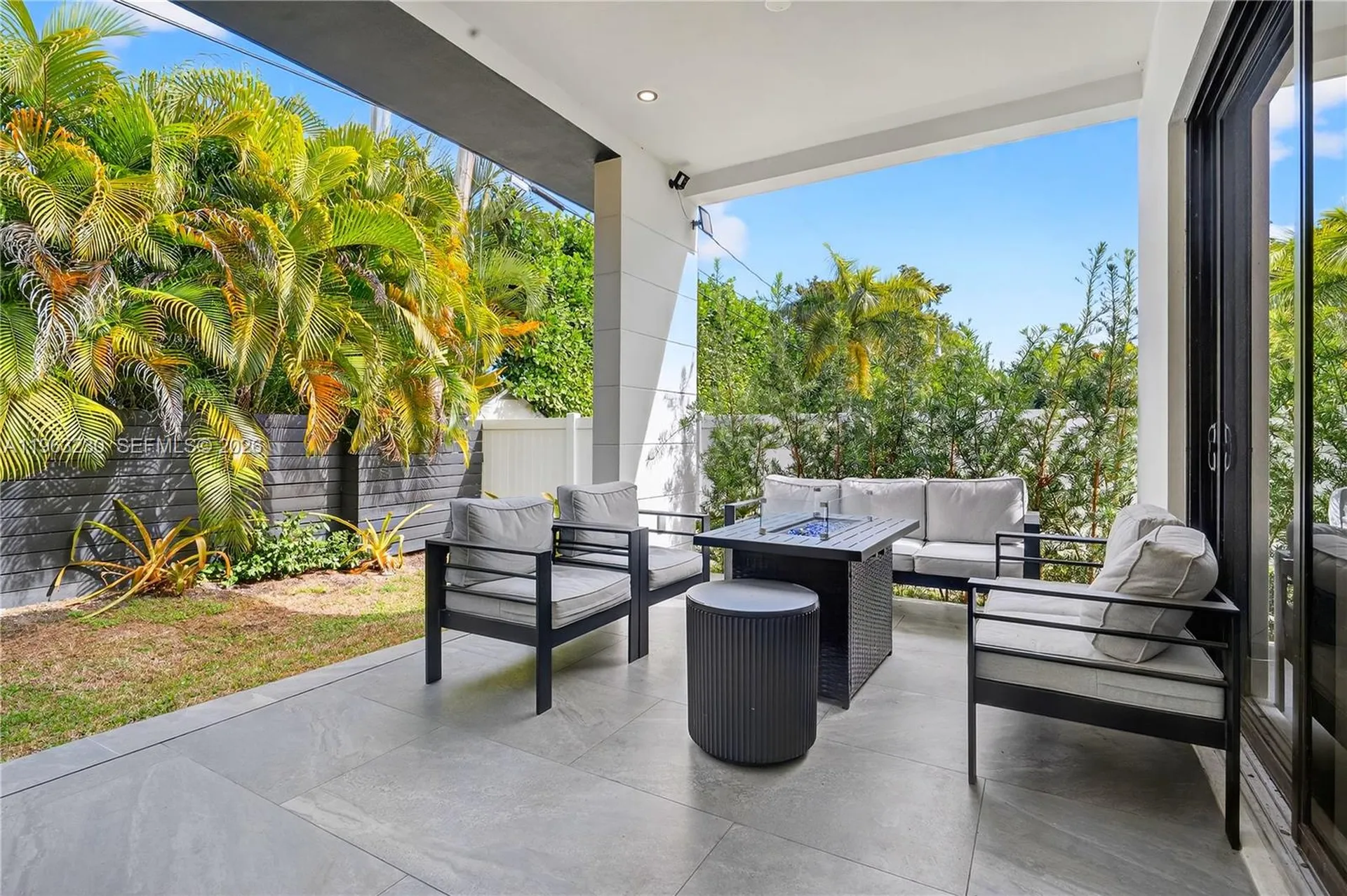 913 NE 15th Street Fort Lauderdale FL 33304