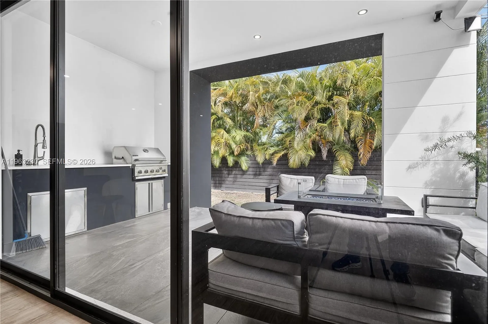 913 NE 15th Street Fort Lauderdale FL 33304