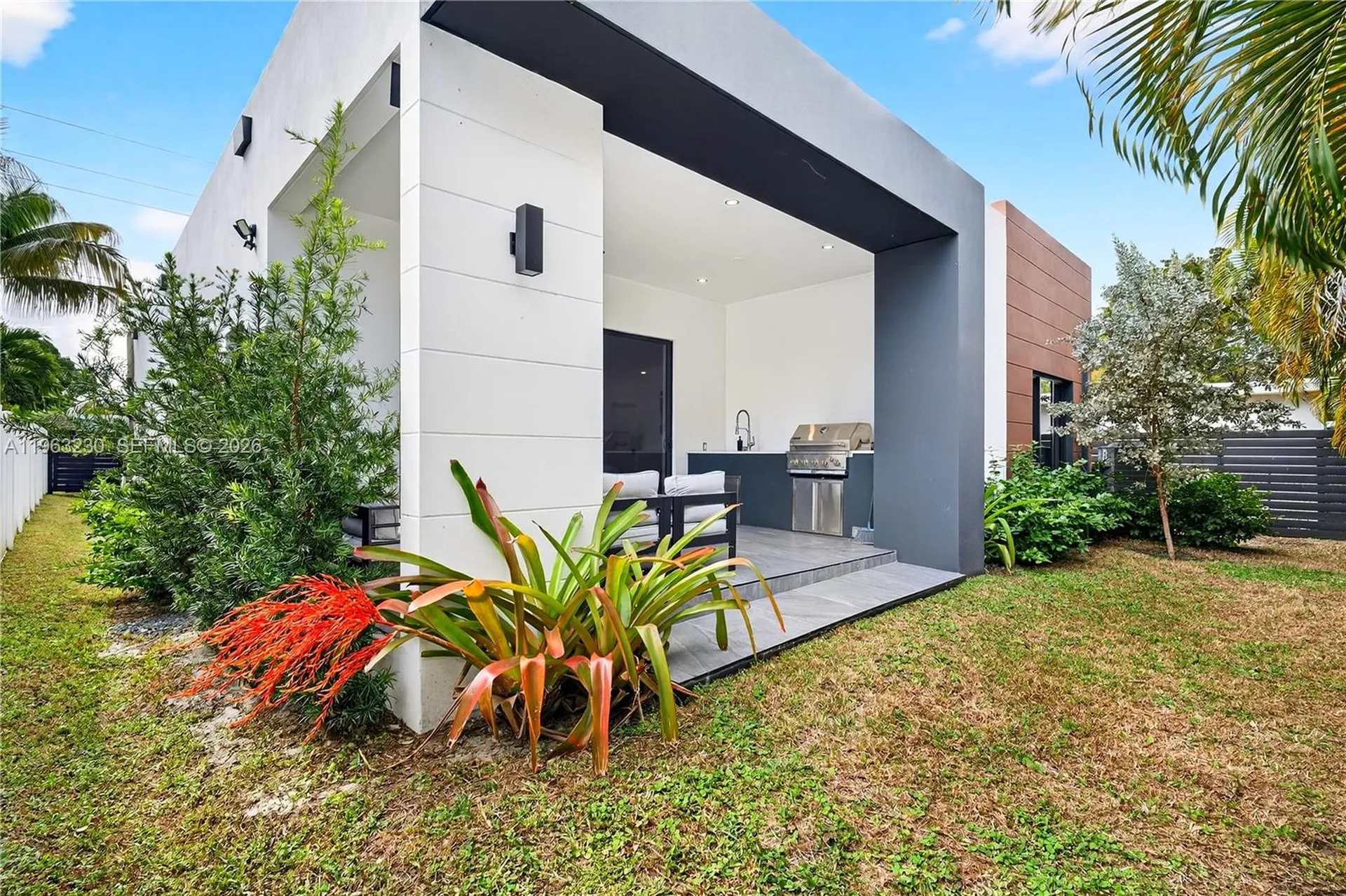 913 NE 15th Street Fort Lauderdale FL 33304