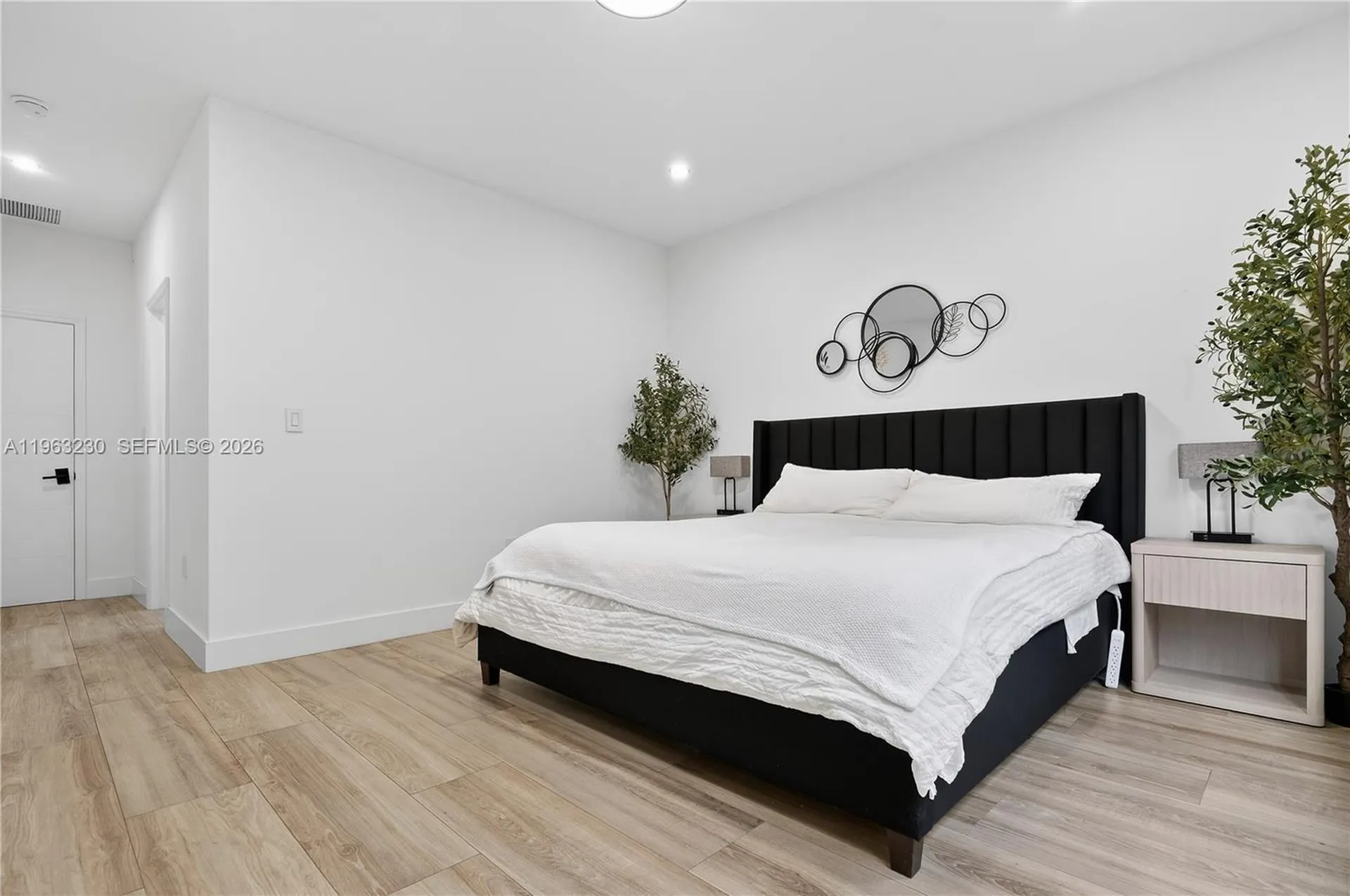 913 NE 15th Street Fort Lauderdale FL 33304