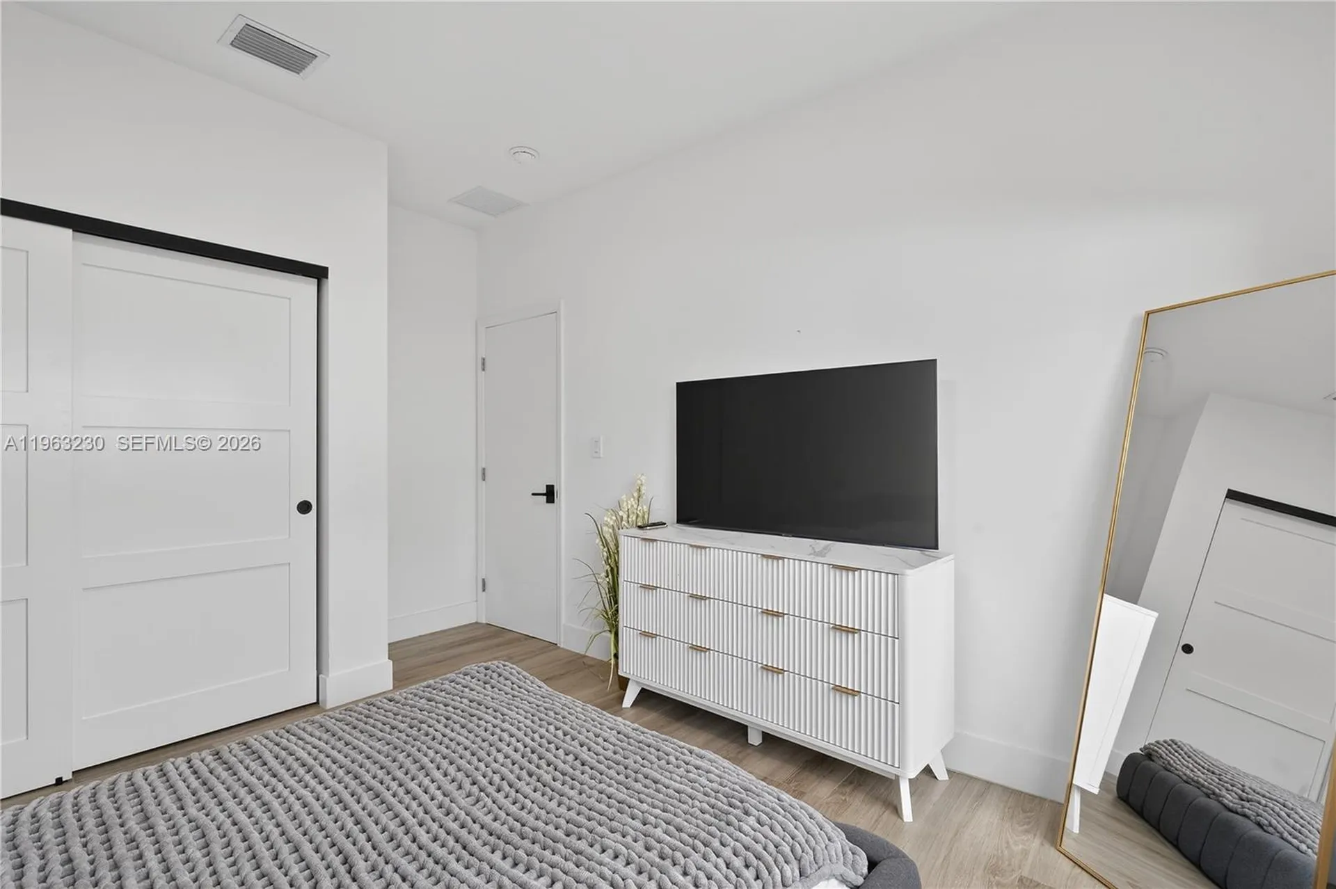 913 NE 15th Street Fort Lauderdale FL 33304