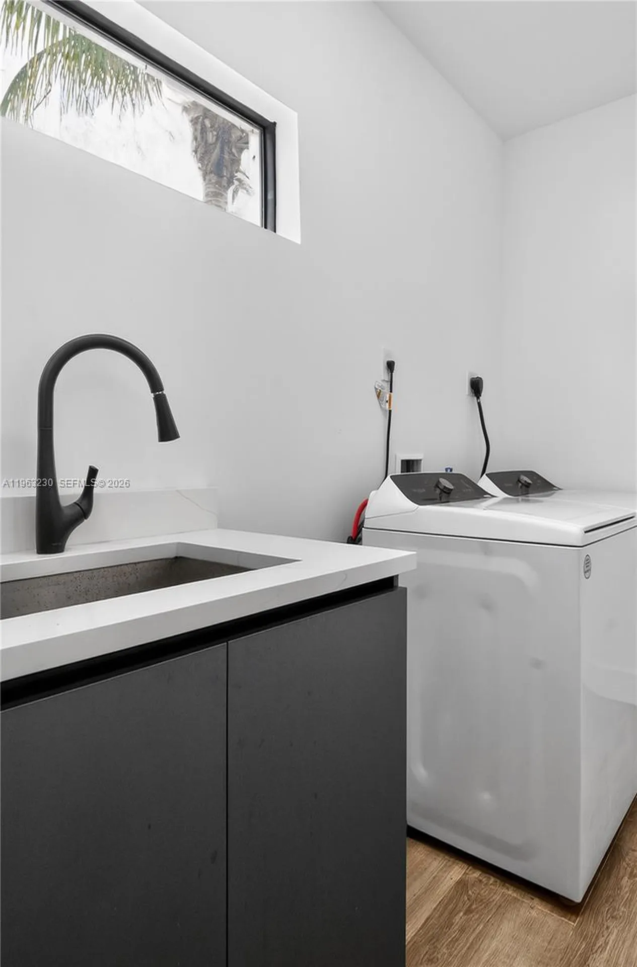 913 NE 15th Street Fort Lauderdale FL 33304