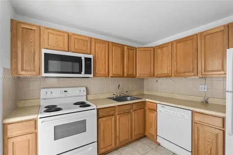 1410 S Ocean Drive Hollywood FL 33019