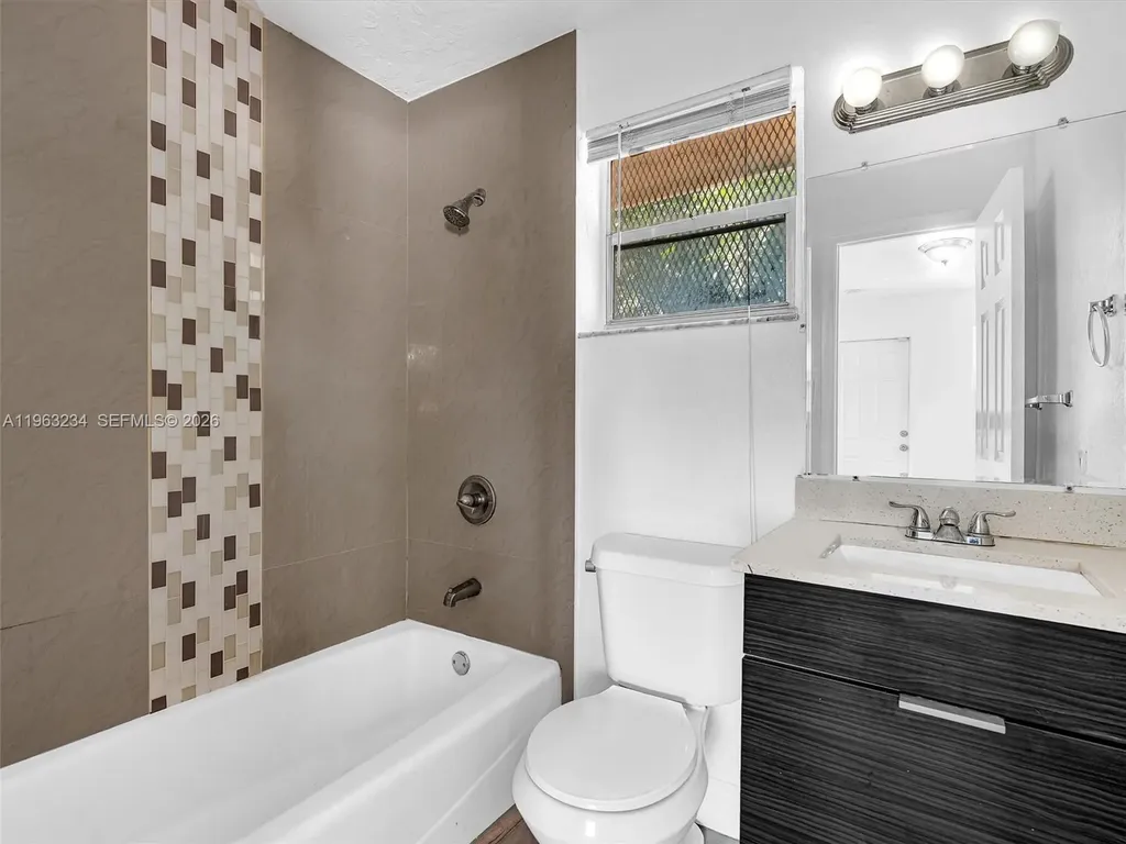2512 NW 9th Place Fort Lauderdale FL 33311