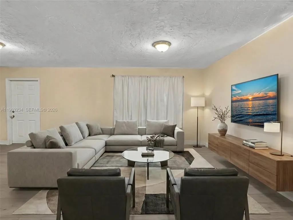 2512 NW 9th Place Fort Lauderdale FL 33311