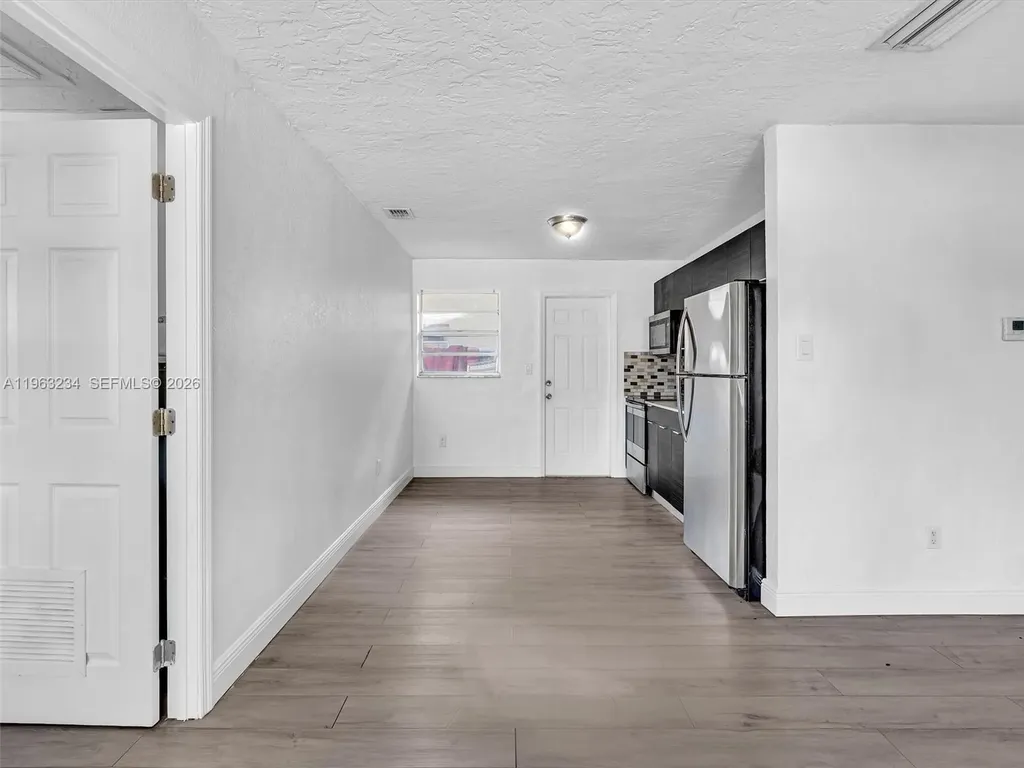 2512 NW 9th Place Fort Lauderdale FL 33311