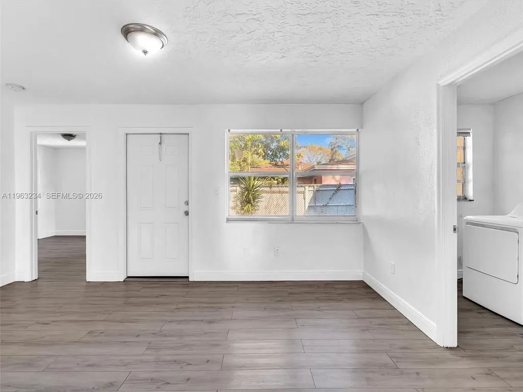 2512 NW 9th Place Fort Lauderdale FL 33311