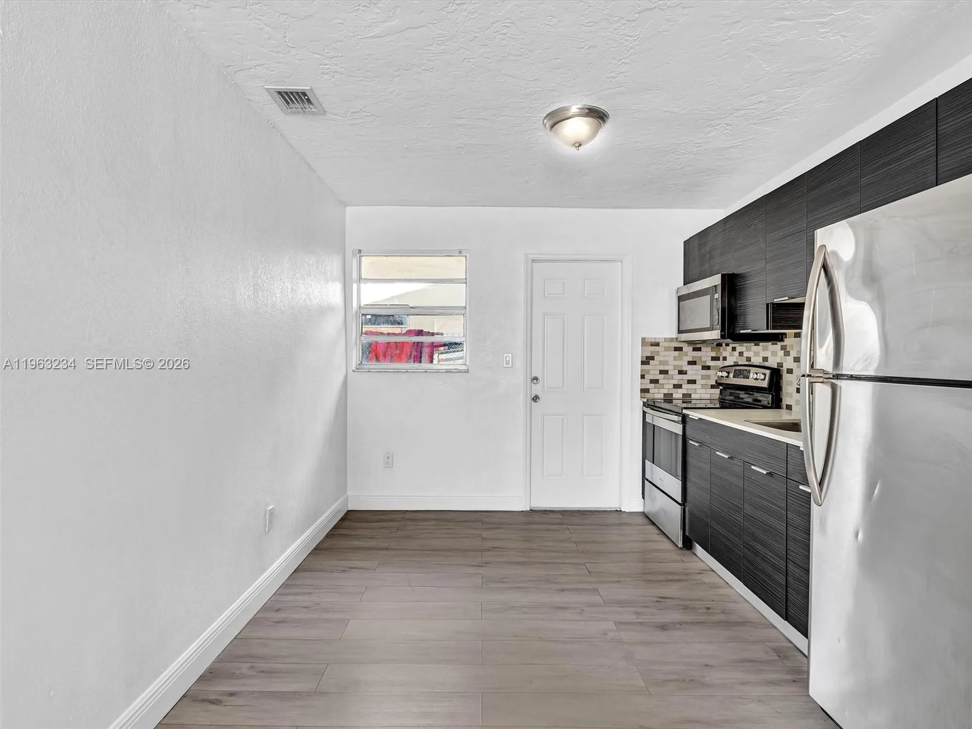 2512 NW 9th Place Fort Lauderdale FL 33311
