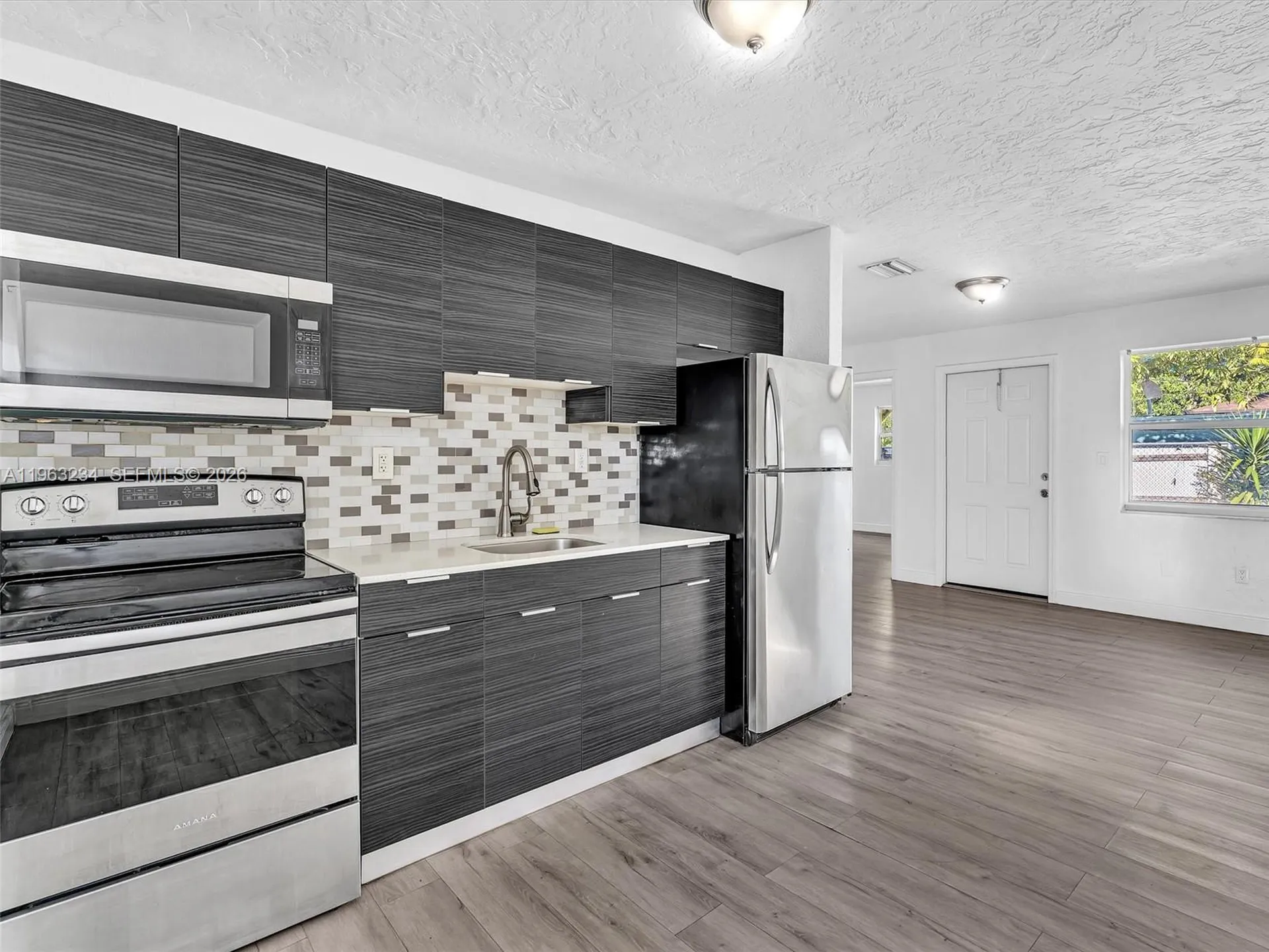 2512 NW 9th Place Fort Lauderdale FL 33311