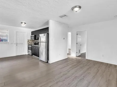 2512 NW 9th Place Fort Lauderdale FL 33311