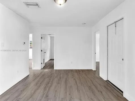 2512 NW 9th Place Fort Lauderdale FL 33311
