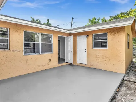 2512 NW 9th Place Fort Lauderdale FL 33311
