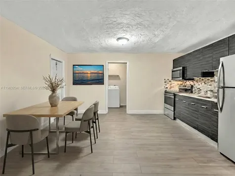 2512 NW 9th Place Fort Lauderdale FL 33311