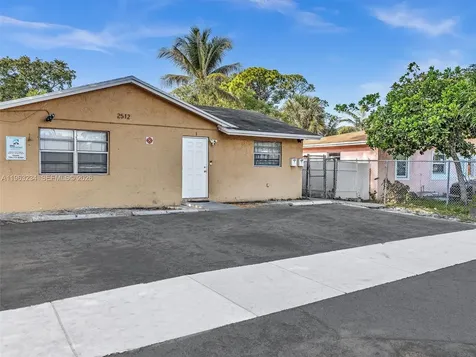2512 NW 9th Place Fort Lauderdale FL 33311