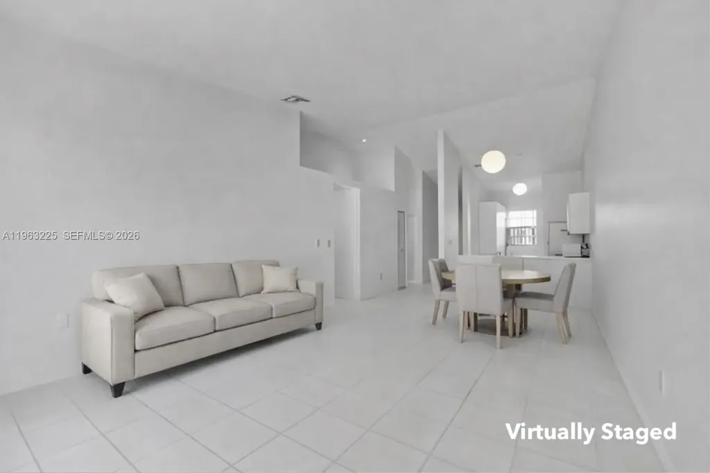 6708 NW 193rd Terrace Hialeah FL 33015