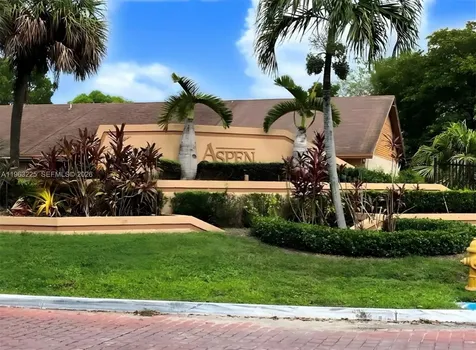 6708 NW 193rd Terrace Hialeah FL 33015