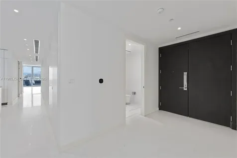 300 Biscayne Boulevard Way Miami FL 33131