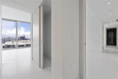 300 Biscayne Boulevard Way Miami FL 33131
