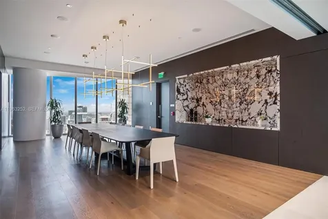 300 Biscayne Boulevard Way Miami FL 33131