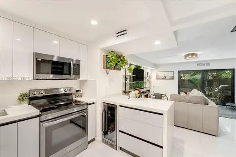 3214 W Trade Avenue Miami FL 33133