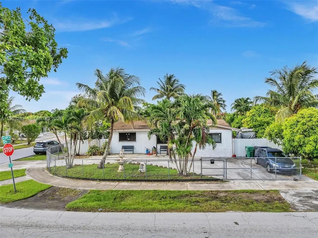 14902 SW 297th Terrace Homestead FL 33033