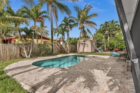 14902 SW 297th Terrace Homestead FL 33033