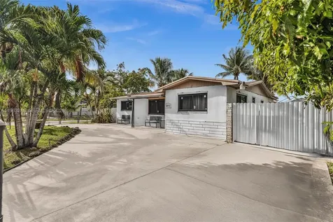 14902 SW 297th Terrace Homestead FL 33033