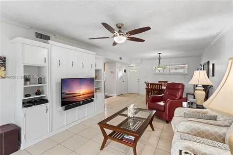 691 S Hollybrook Drive Pembroke Pines FL 33025
