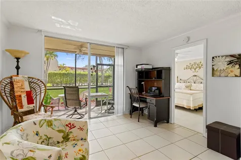 691 S Hollybrook Drive Pembroke Pines FL 33025