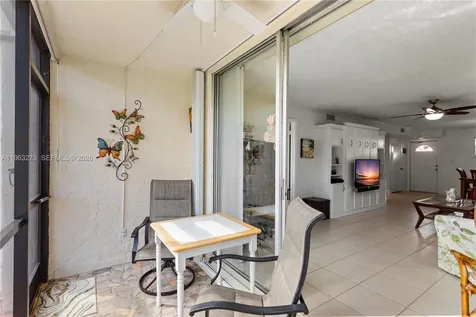 691 S Hollybrook Drive Pembroke Pines FL 33025