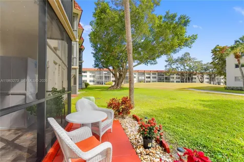 691 S Hollybrook Drive Pembroke Pines FL 33025