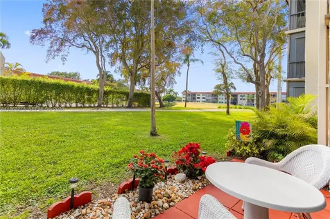 691 S Hollybrook Drive Pembroke Pines FL 33025