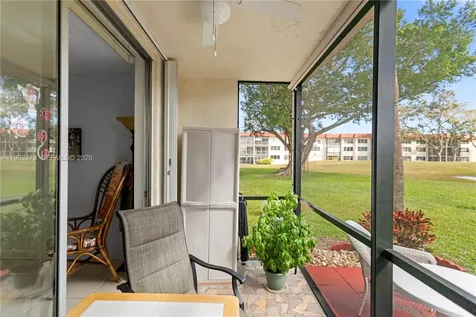 691 S Hollybrook Drive Pembroke Pines FL 33025