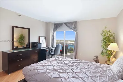 20505 E Country Club Drive Aventura FL 33180
