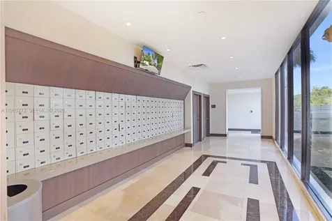 20505 E Country Club Drive Aventura FL 33180