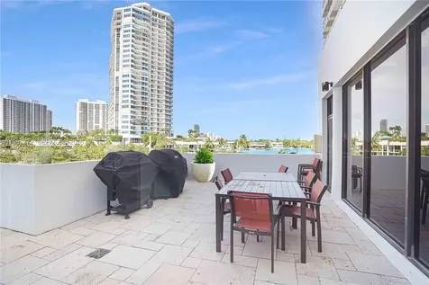 20505 E Country Club Drive Aventura FL 33180