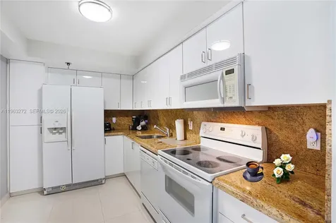 20505 E Country Club Drive Aventura FL 33180