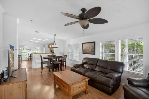 2228 SW 83rd Avenue Davie FL 33324
