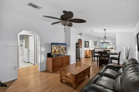 2228 SW 83rd Avenue Davie FL 33324
