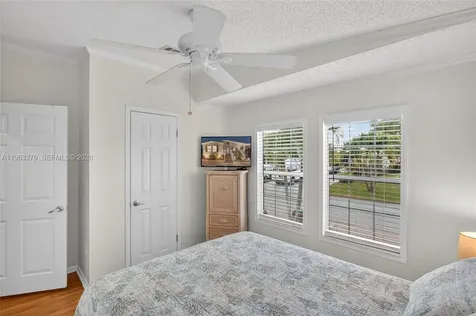 2228 SW 83rd Avenue Davie FL 33324
