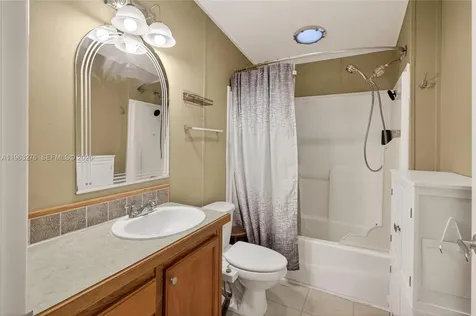 2228 SW 83rd Avenue Davie FL 33324