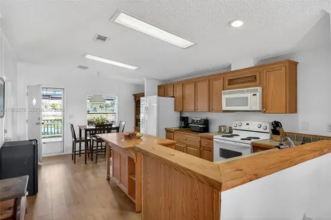 2228 SW 83rd Avenue Davie FL 33324