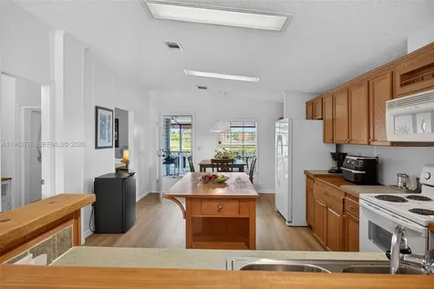 2228 SW 83rd Avenue Davie FL 33324