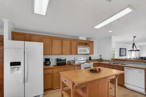 2228 SW 83rd Avenue Davie FL 33324