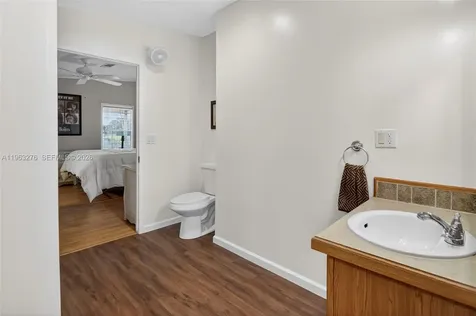 2228 SW 83rd Avenue Davie FL 33324