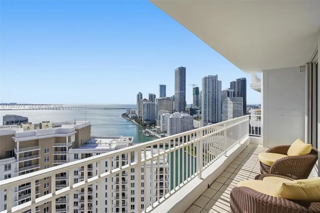 801 Brickell Key Boulevard Miami FL 33131